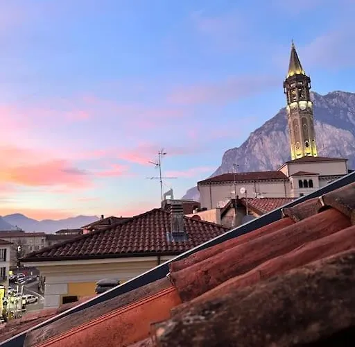 Lakefront In Center - Cozy With Amazing Views