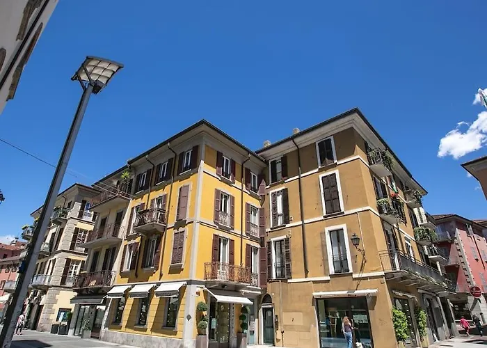 Lakefront In Center - Cozy With Amazing Views Apartman Lecco